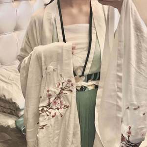 凌嘉演过的角色全部作品
